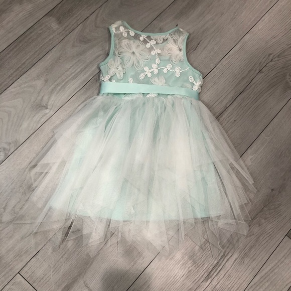 👜💥 Formal Holiday Party Dress 3T MSRP $78 - Picture 4 of 6
